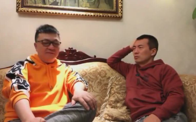 【 20180322 · 黄健翔董路陪聊国足 v 威尔士片段 】足球运动员的