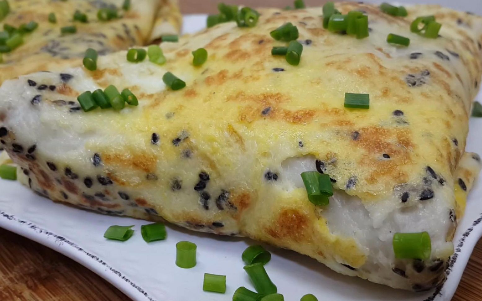 面粉新吃法,筷子一搅,比葱油饼做法简单,比鸡灌饼饼好吃,真香