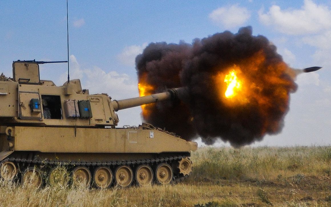 【这就是美国】美军超级大炮:炮弹每秒飞行近3000米!