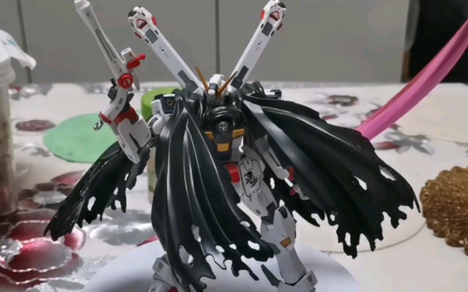 rg海盗高达(bushi[大班hg 国产翻模rg海盗披风]