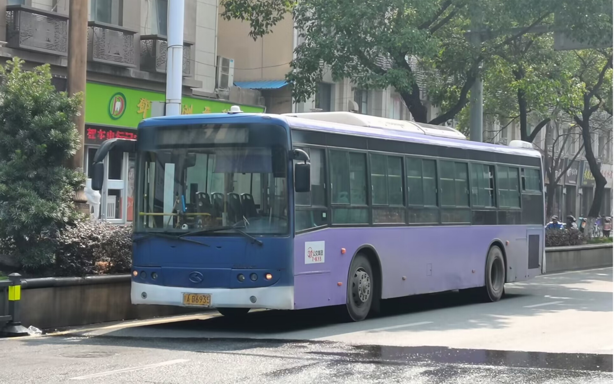 【申鶴不愛我】【雲乘車】南昌公交215路金龍xmq6116g3運行錄影