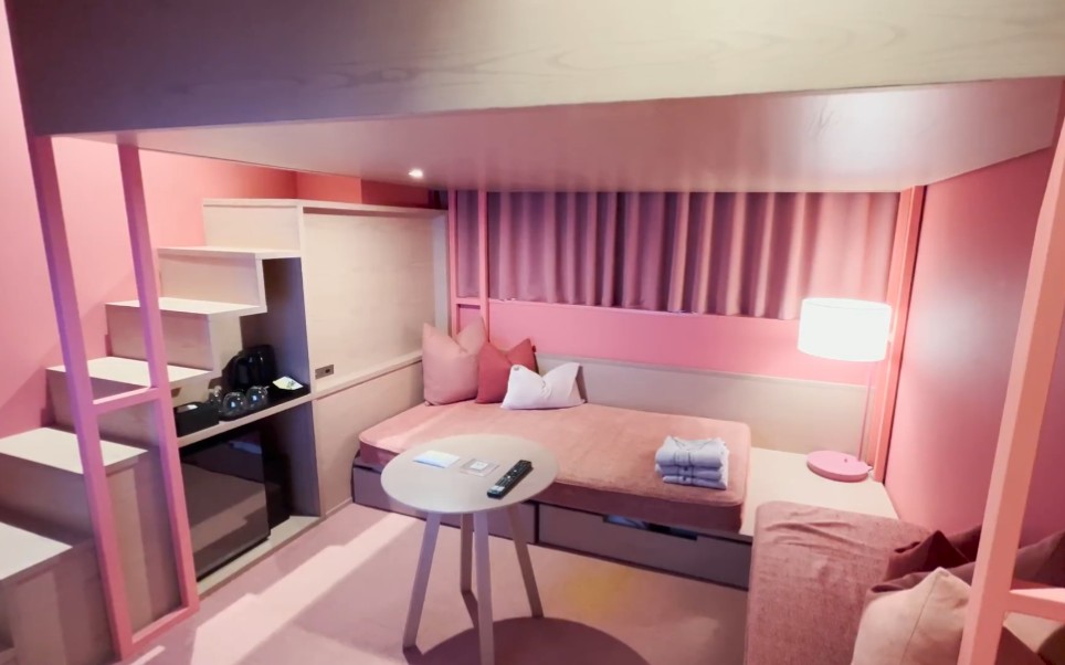 入住双色酒店客房复式设计巧妙绝伦值得一去