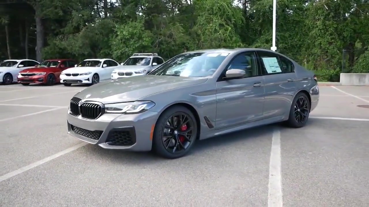 2021款宝马5系540i到货,看了惊艳外观给一个不买的理由!