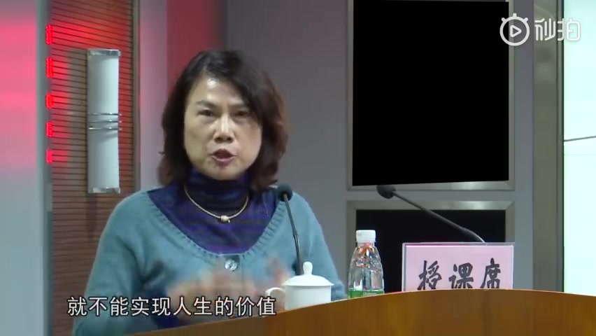 [图]【董明珠】驻港部队演讲“军人是最伟大的，为什么军人被别人尊重，因为他有使命感，他有责任感，他有一种荣耀…”