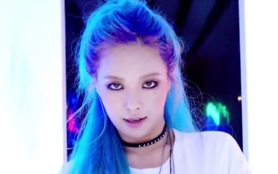 金泫雅《因为红》所以才红