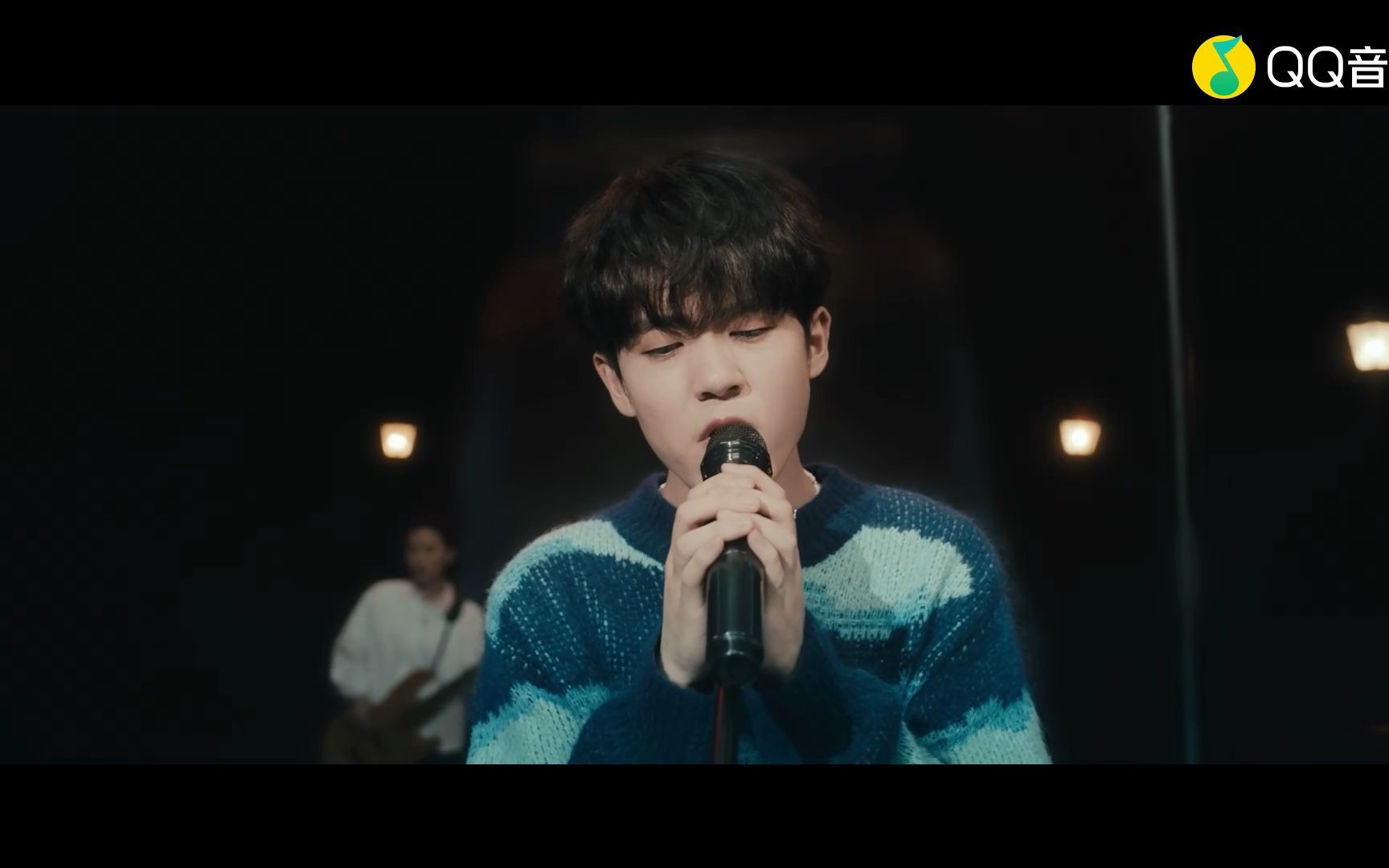 y郑人予-我还是想和你在一起 (live performance)(蓝光)