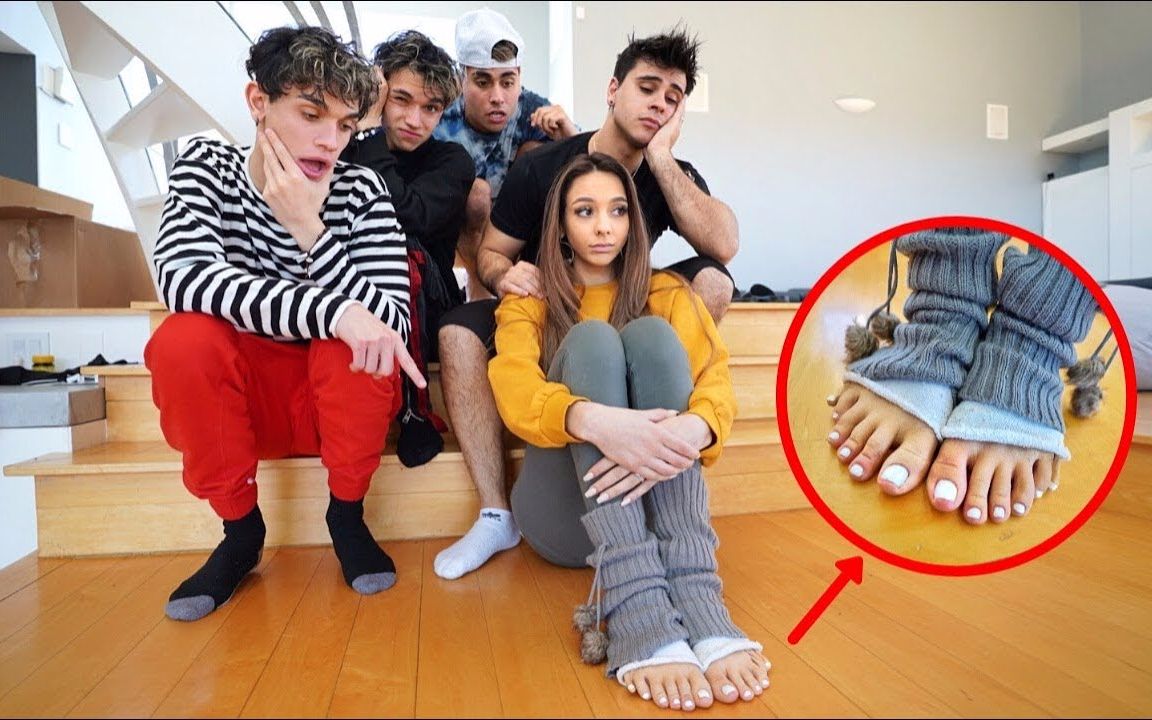 熊孩子二嫂长了6个脚指头双胞胎也无奈了二哥是不是亲兄弟