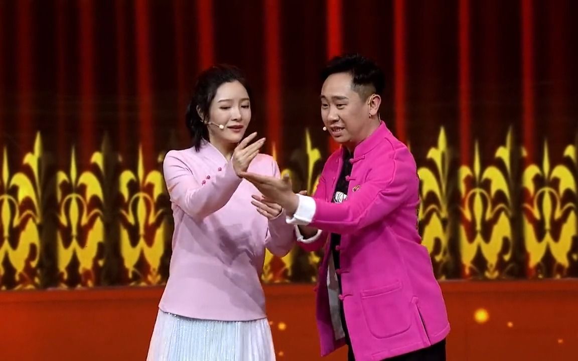 相声:白凯南不跟贾玲组合,换了个美女搭档,这表演风格似曾相识