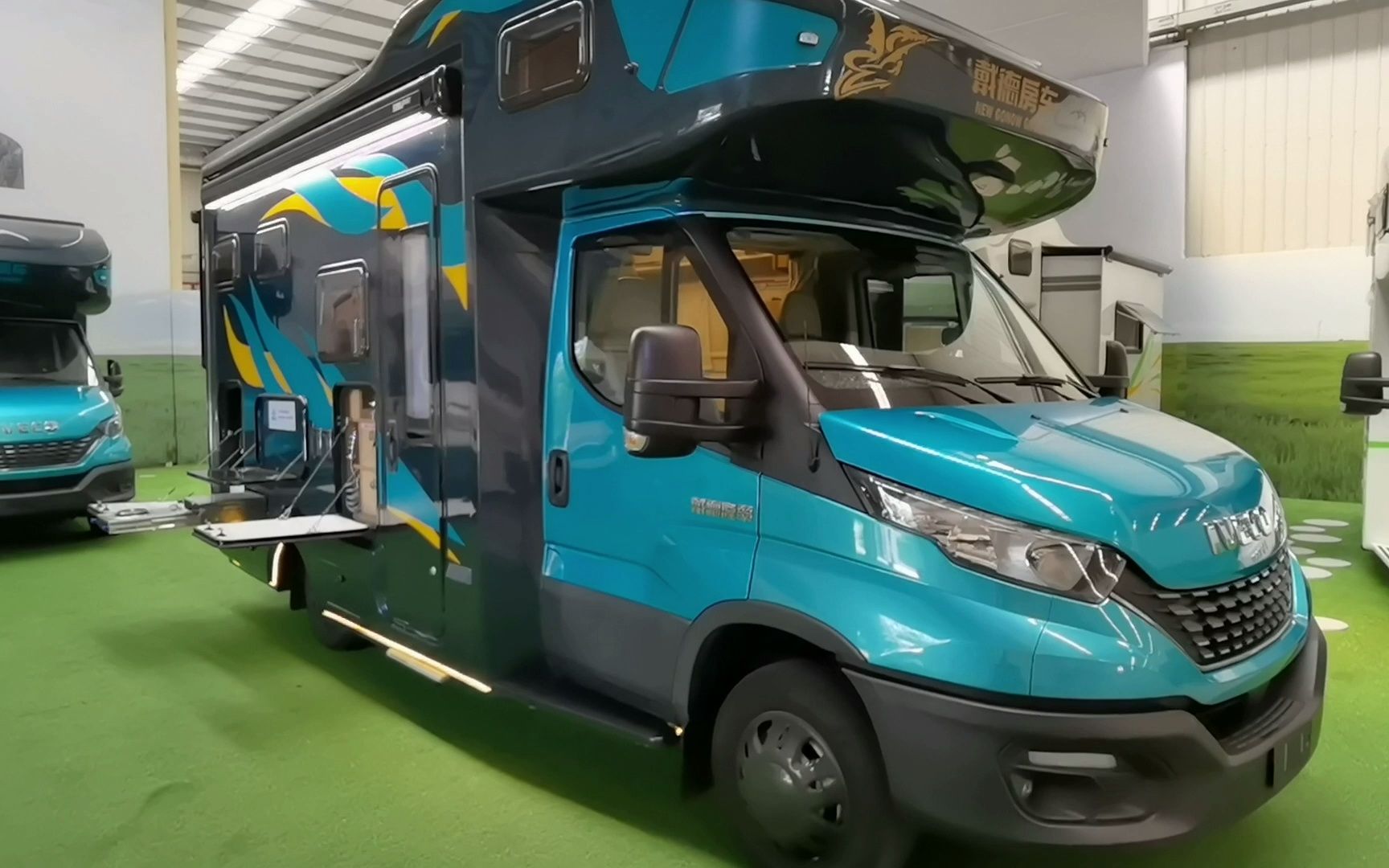 两百多万的依维柯房车长什么样?戴德e途promax碳纤维版