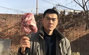 Download Video: 终于晴天了，炒个沙葱羊肉吃吧，喝小酒，吃羊肉，好不滋润