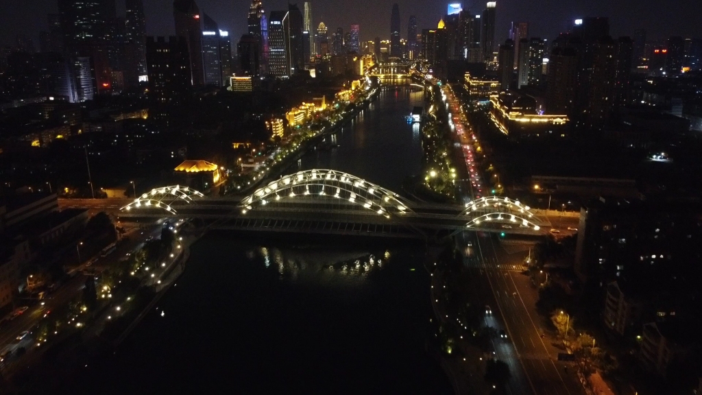 天津海河第二段(直沽桥至国泰桥)夜景航拍,一镜到底