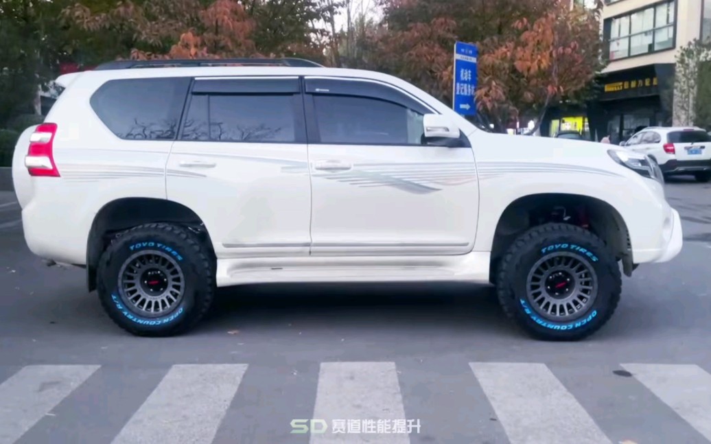 普拉多 lc150 升级 沙溪2寸升高避震 搭配 mat 17寸 负值内防脱轮毂