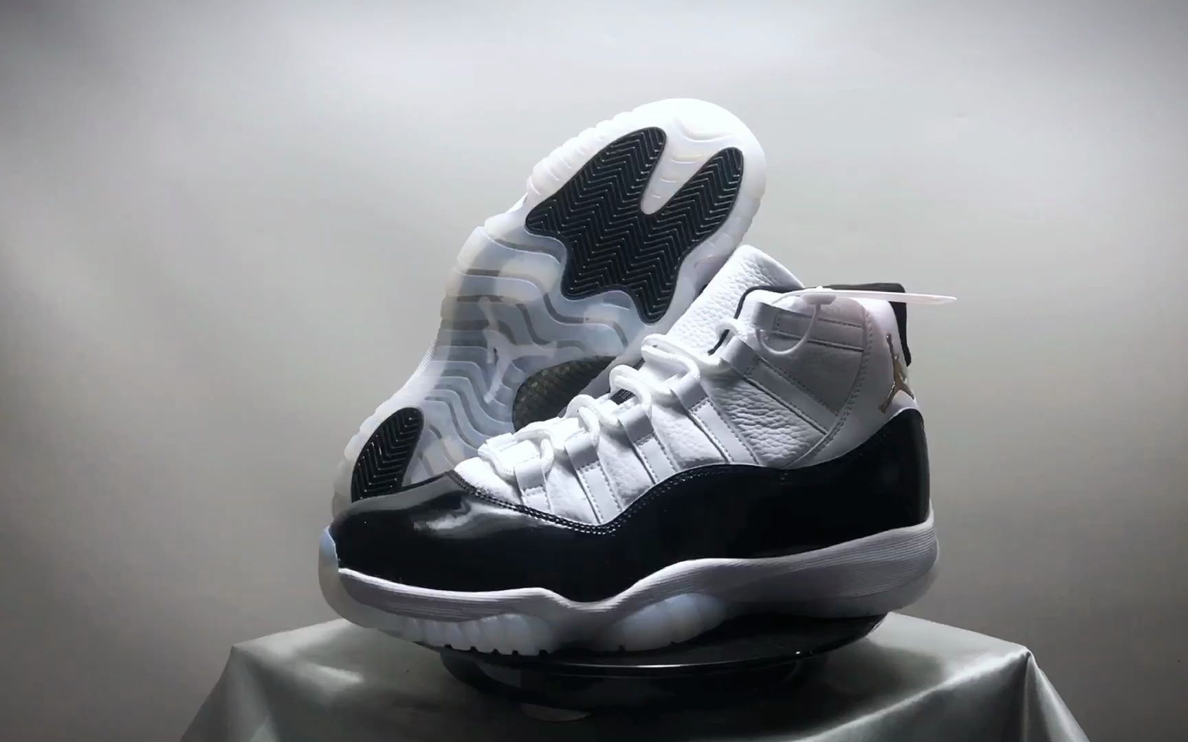 耐克 air jordan 11 reteo"defining moments"dmp 乔丹11代白黑康扣金