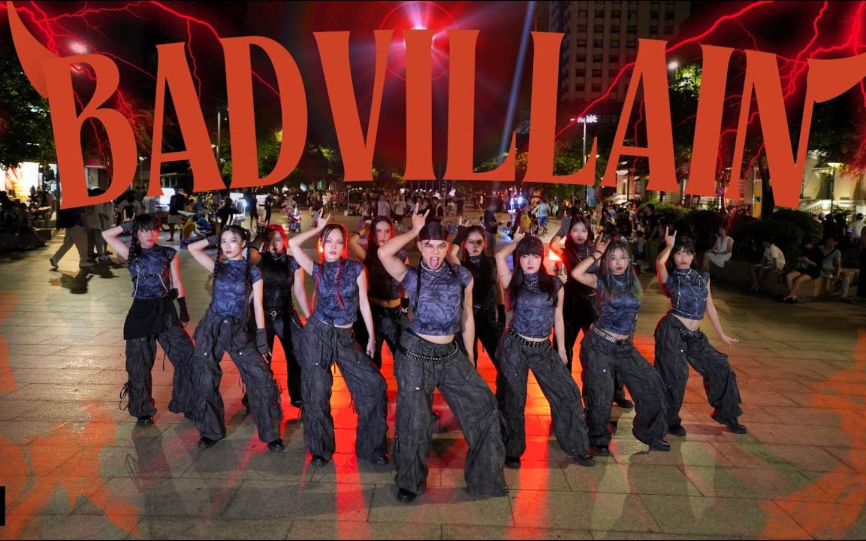 BADVILLAIN出道曲BADVILLAIN小姐姐超飒超拽翻跳! 一镜到底路演!P:EAGLES+BlackSi哔哩哔哩bilibili