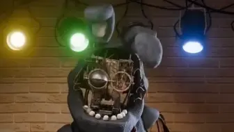 [搬运]FNAF电影玩偶，但是是凋零状态