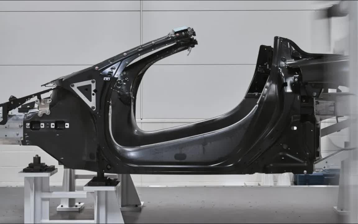 迈凯伦—如何打造碳纤维单体壳车身