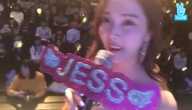 [图]【郑秀妍】170415 Jessica生日·因为是春天