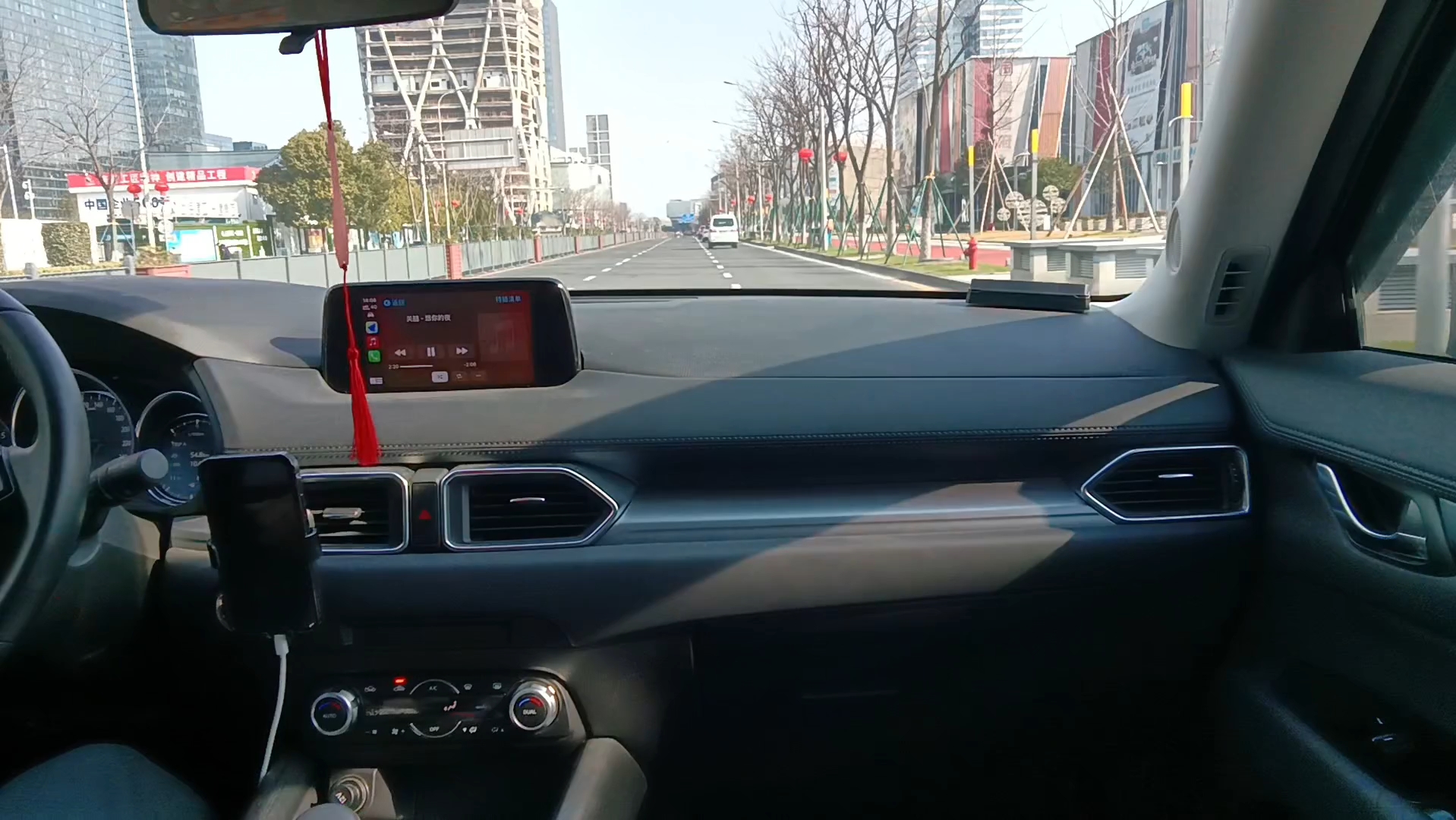 马自达cx-5副驾视角:今天是个好天气