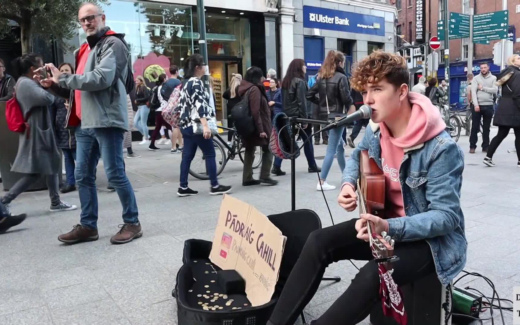 【街头演唱】padraig在爱尔兰街头演唱自己的原创歌曲《maybe someday