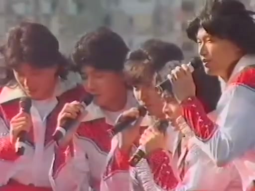 [图]【刘德华】【无线五虎】1991年赈灾演艺界忘我大汇演演唱《千载不变》