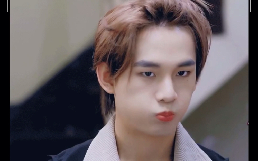 不屑的姚琛,哈哈哈