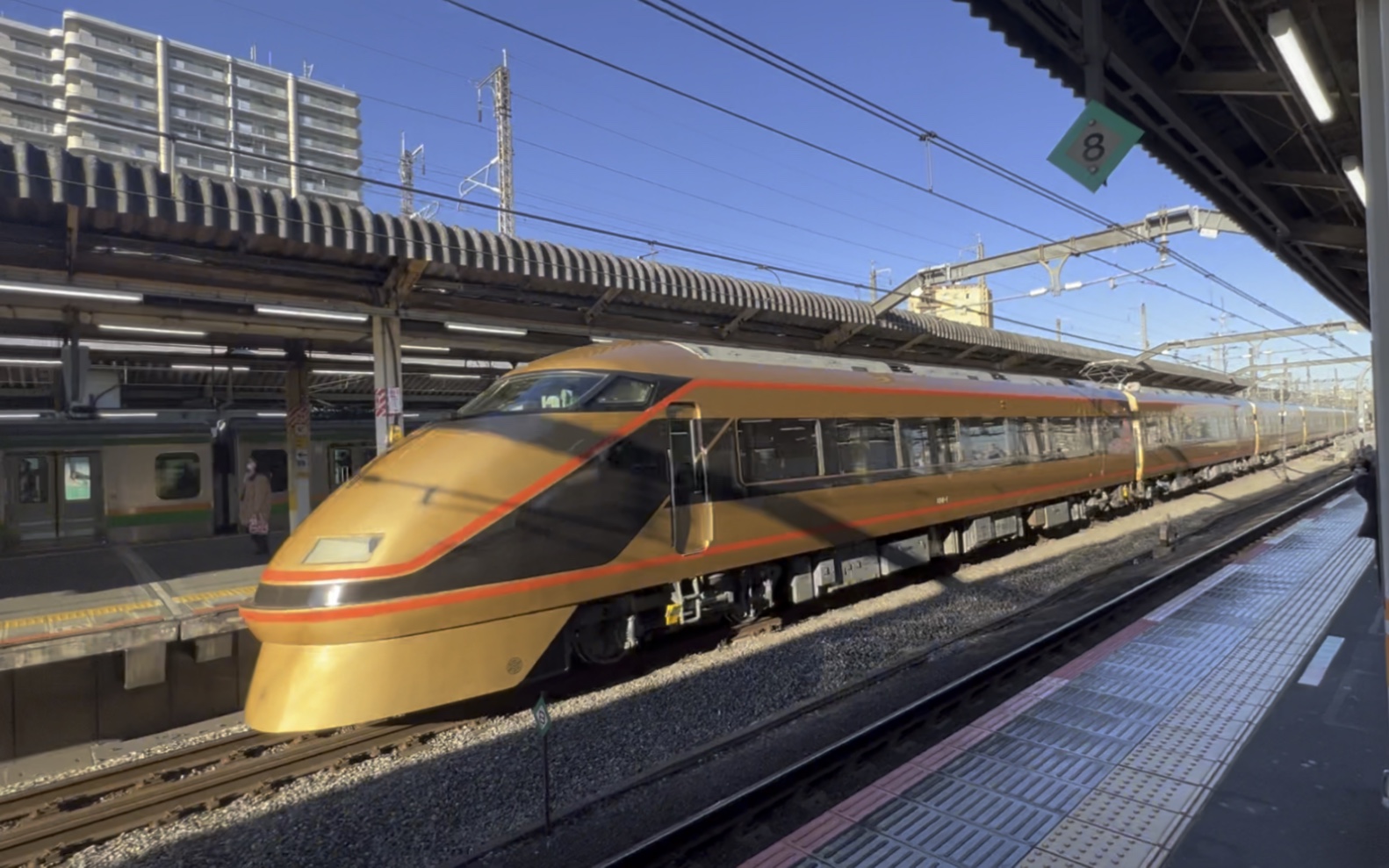 东武铁道100系 106编成日光诣spacia 赤羽通过