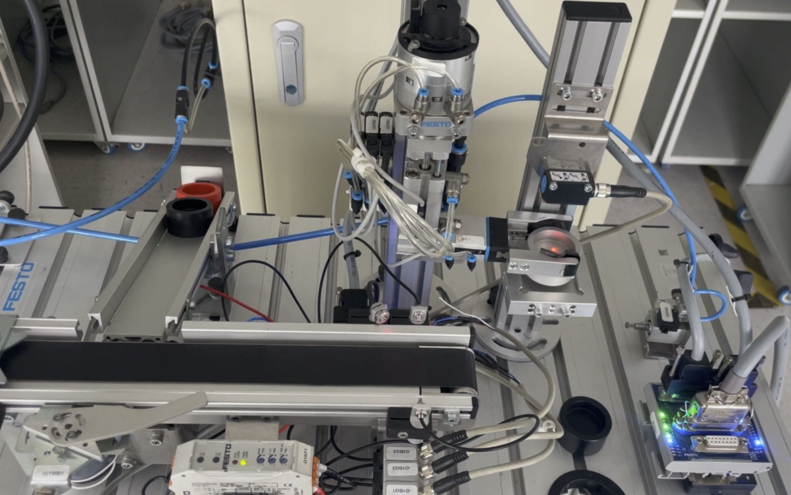 机电一体化夹爪项目