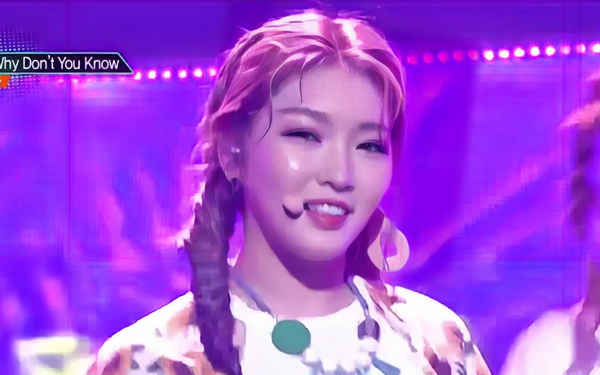 [图]金请夏Chung Ha - Why Don't You Know (170707 KBS Music Bank)