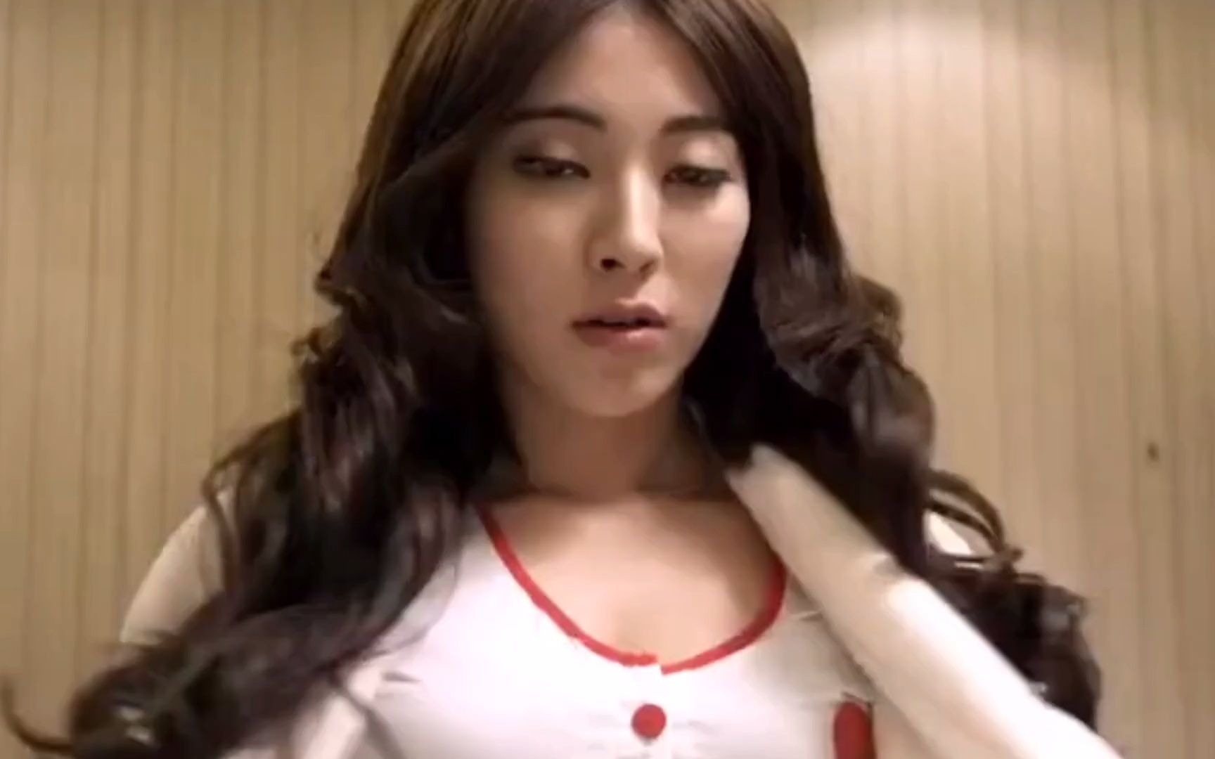 美女为了成为女一号居然这么做