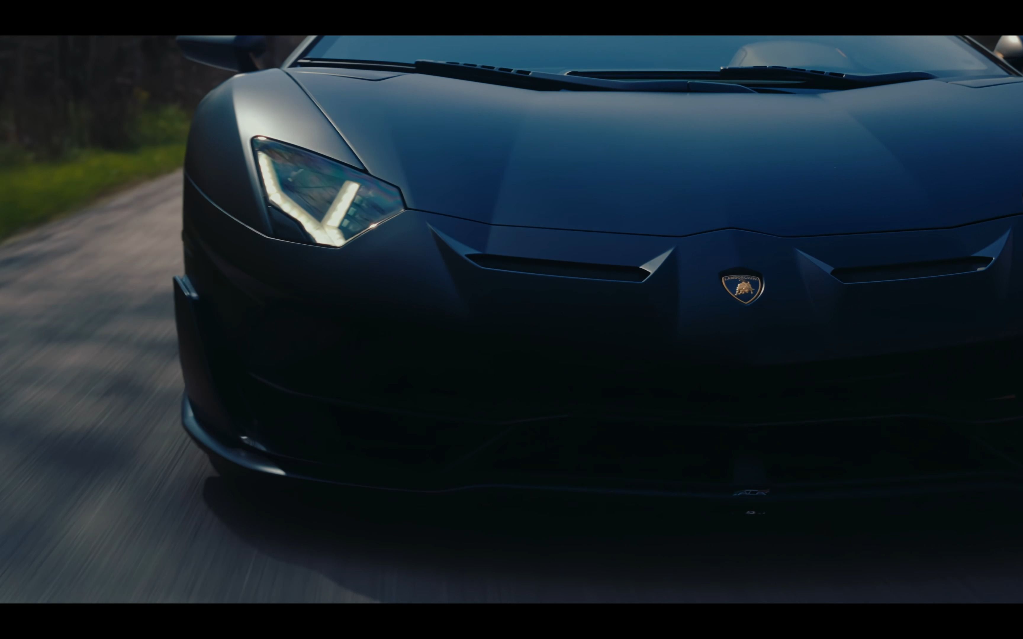 4k |"来自地狱"兰博基尼 aventador svj