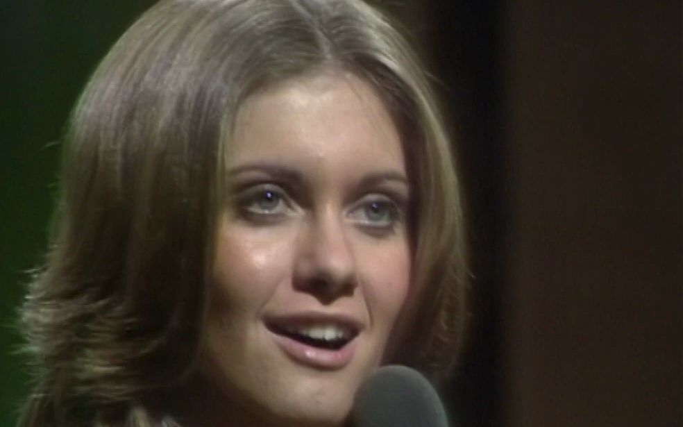 [图]【乡村路带我回家】Olivia Newton-John - Take me home, Country Roads 1972.12.23