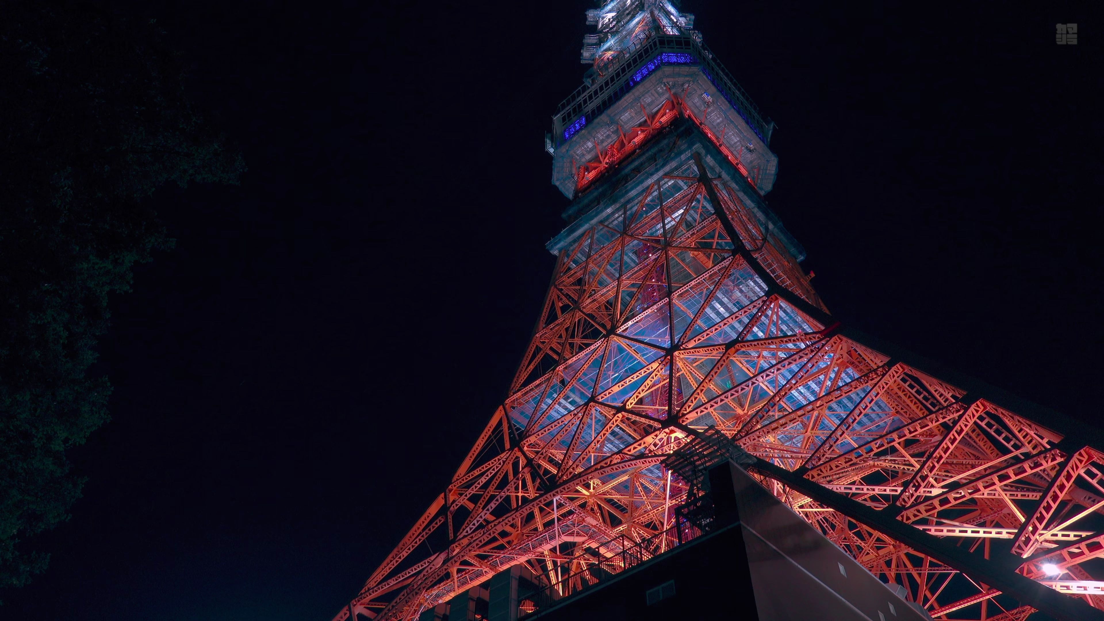 可以用来做视频桌面,超美东京!