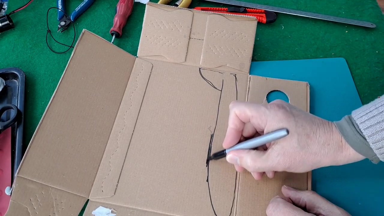 纸盒滑翔机制作图片