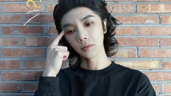 爱豆心动《华晨宇》