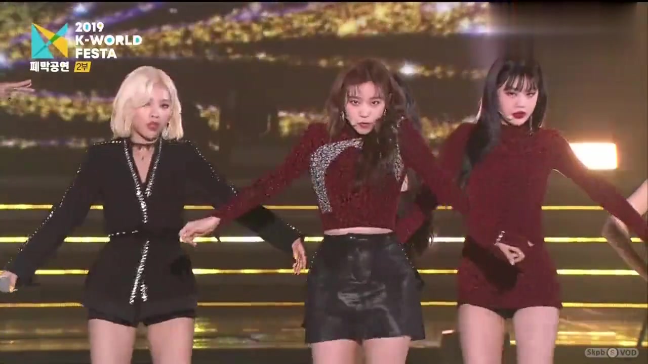 gidle女团soba颁奖礼闭幕式舞台girlcrush风的女孩子们