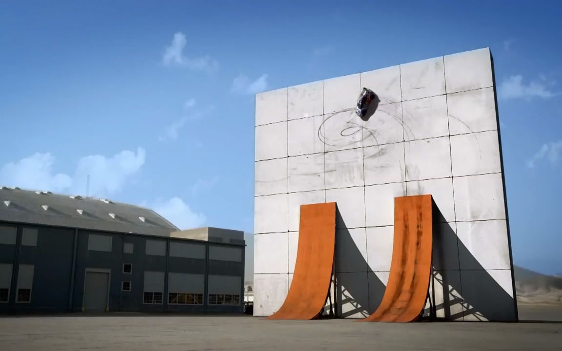 【三角箭!走墙壁!】在墙上也能玩漂移?