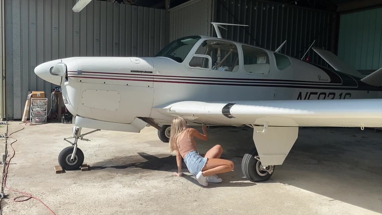 [图]Landing the Bonanza on Kelleys Island! Bonanza飞机降落Kelleys岛！