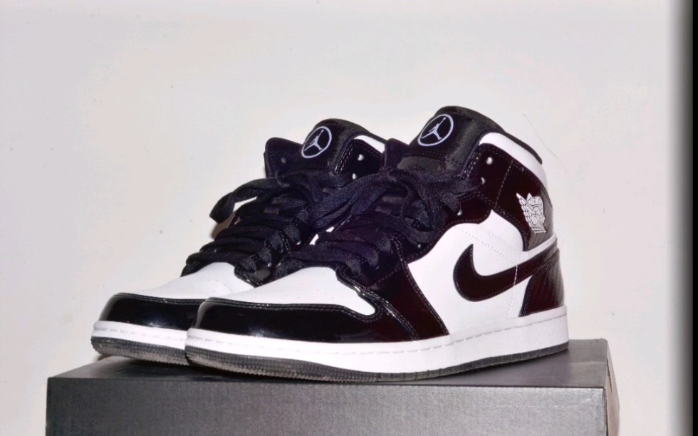 aj1全明星漆皮黑白熊猫