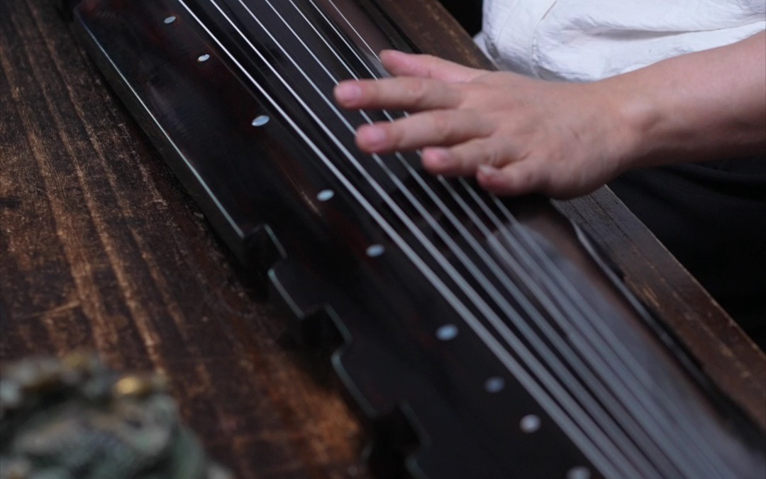 玉琮式古琴大家喜欢吗