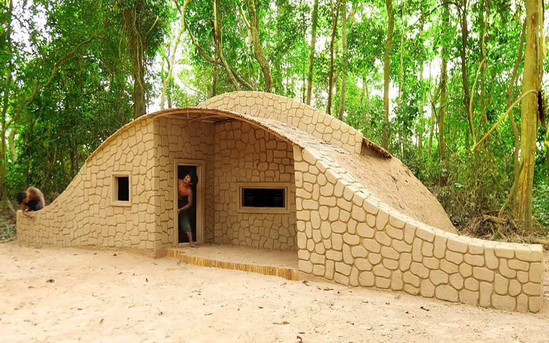 荒野小哥野外建造奇特别墅,隔壁的村花看了都心动