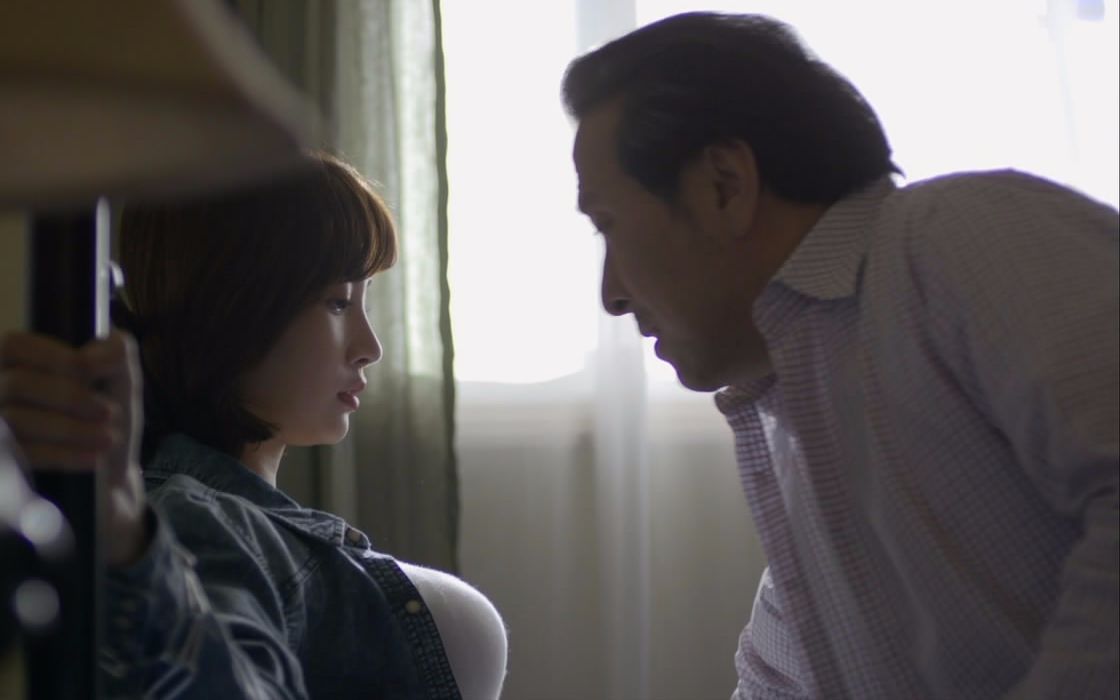 惨遭变态老头侮辱 神吐槽《搬来的男人》