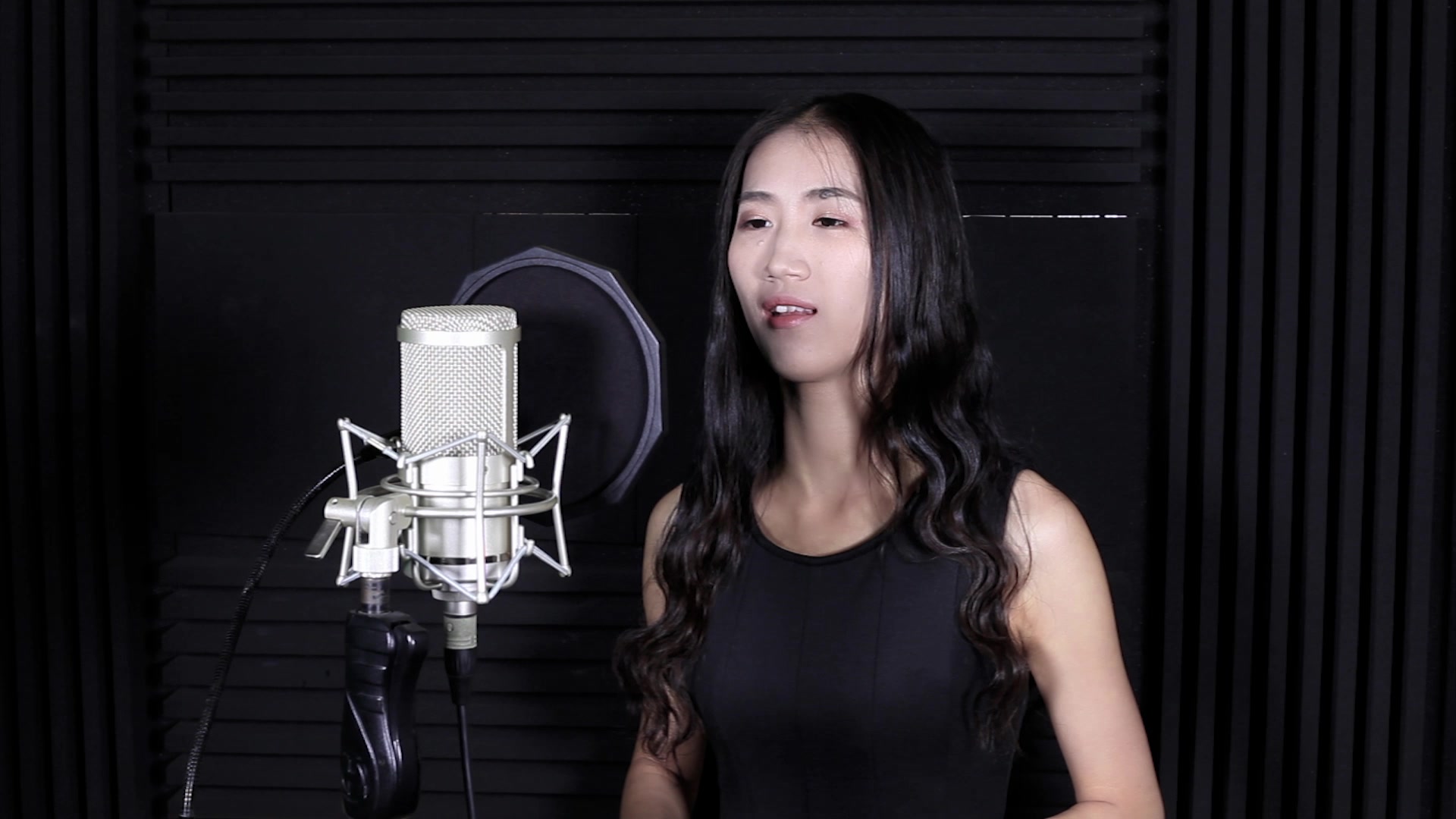 默_张倩(纯净)ed-330银色大振膜麦克风