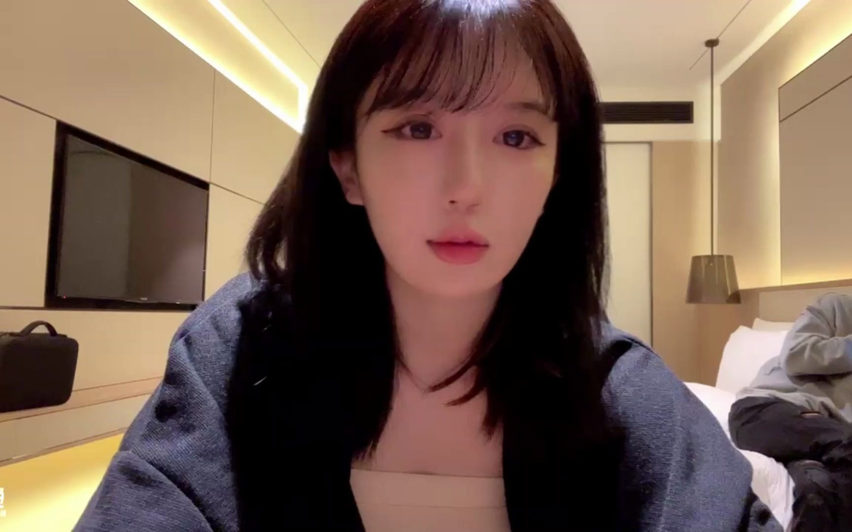 【呆妹儿】志勋在长沙与呆妹儿吃饭