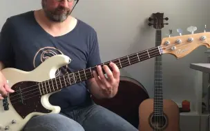 【贝斯】Markus Setzer plays 'The Chicken' (Bass Cover)