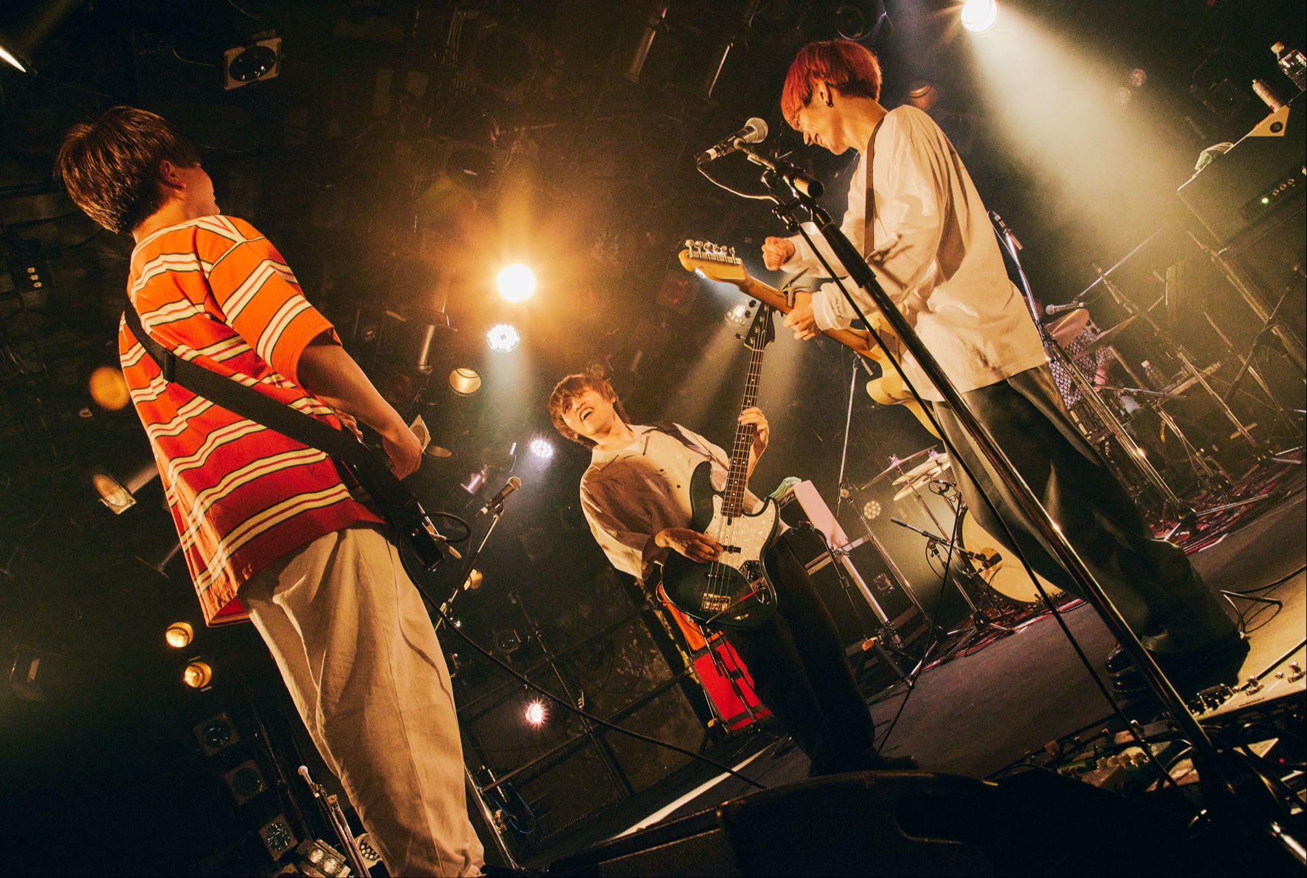 日本另类摇滚乐队 womcadole 现场合集