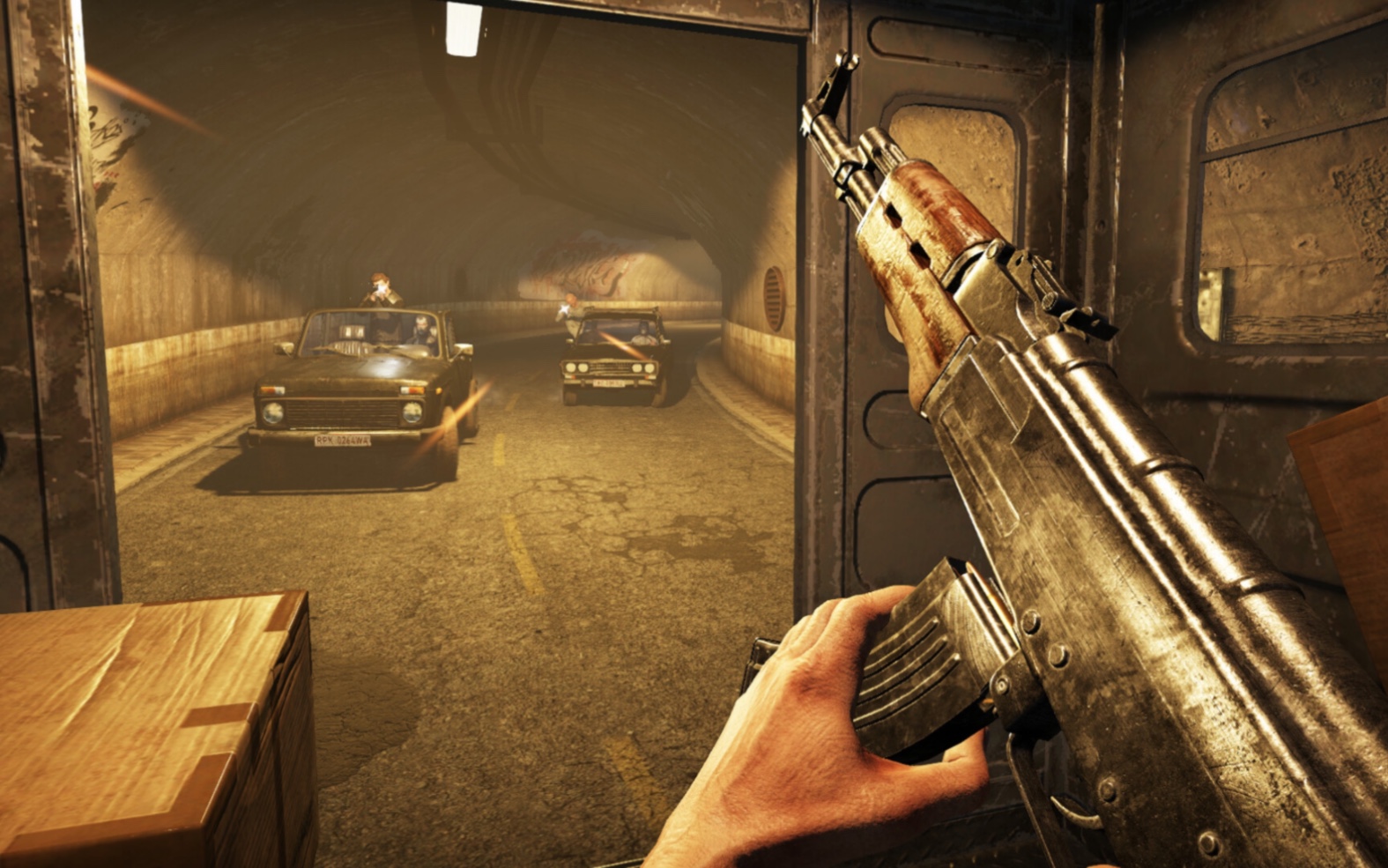 作为《contraband police》保持高度警惕,争取赢得上司的赏识.