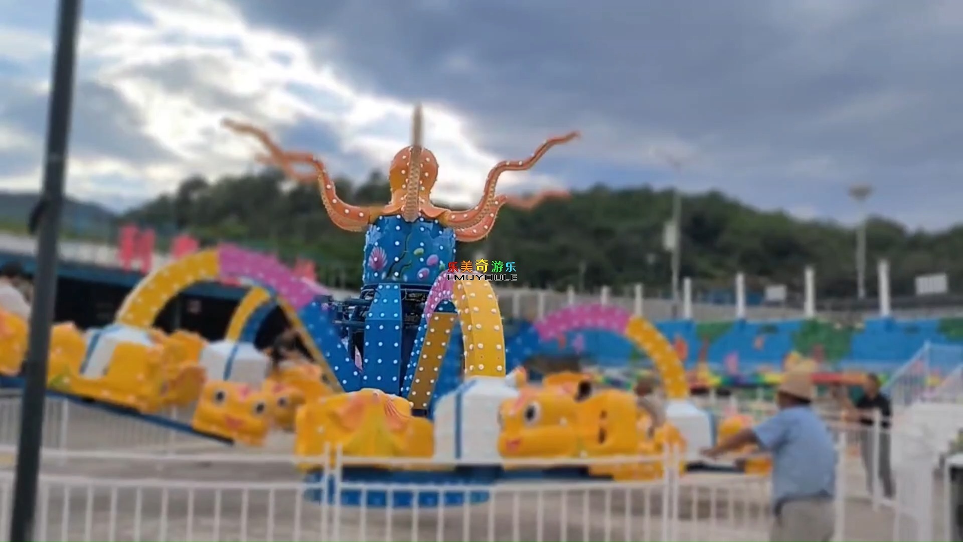 旋转大章鱼 公园游乐设备 景区热门游乐设施