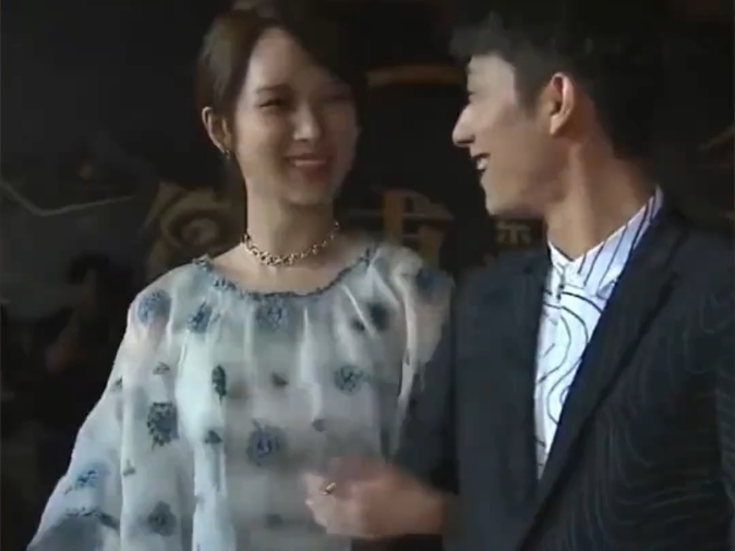 张一山 # 杨紫 携手出席活动,这两人简直配一