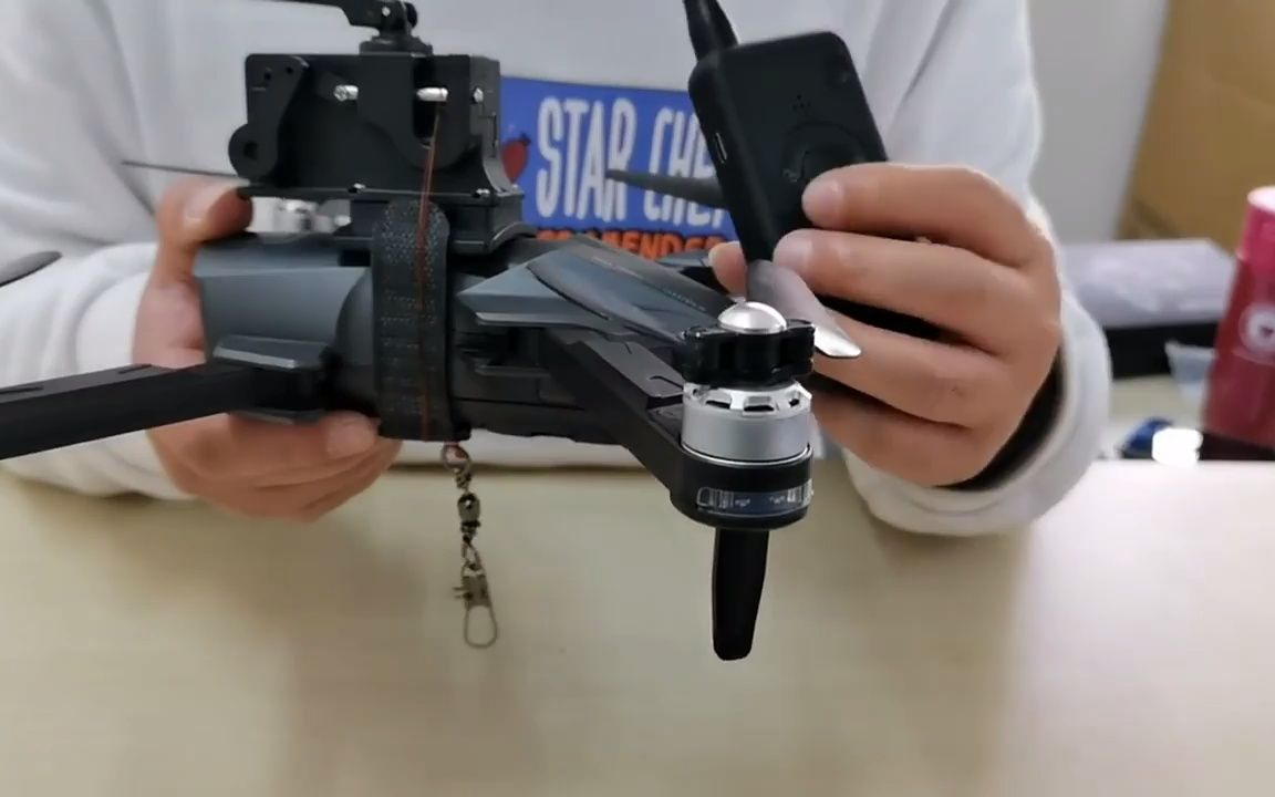 通用型无人机投掷器空投器安装教程