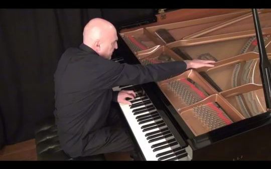 cowell-aeolian harp 考威尔:《伊奥利亚竖琴》[1923]_哔哩哔哩_bili